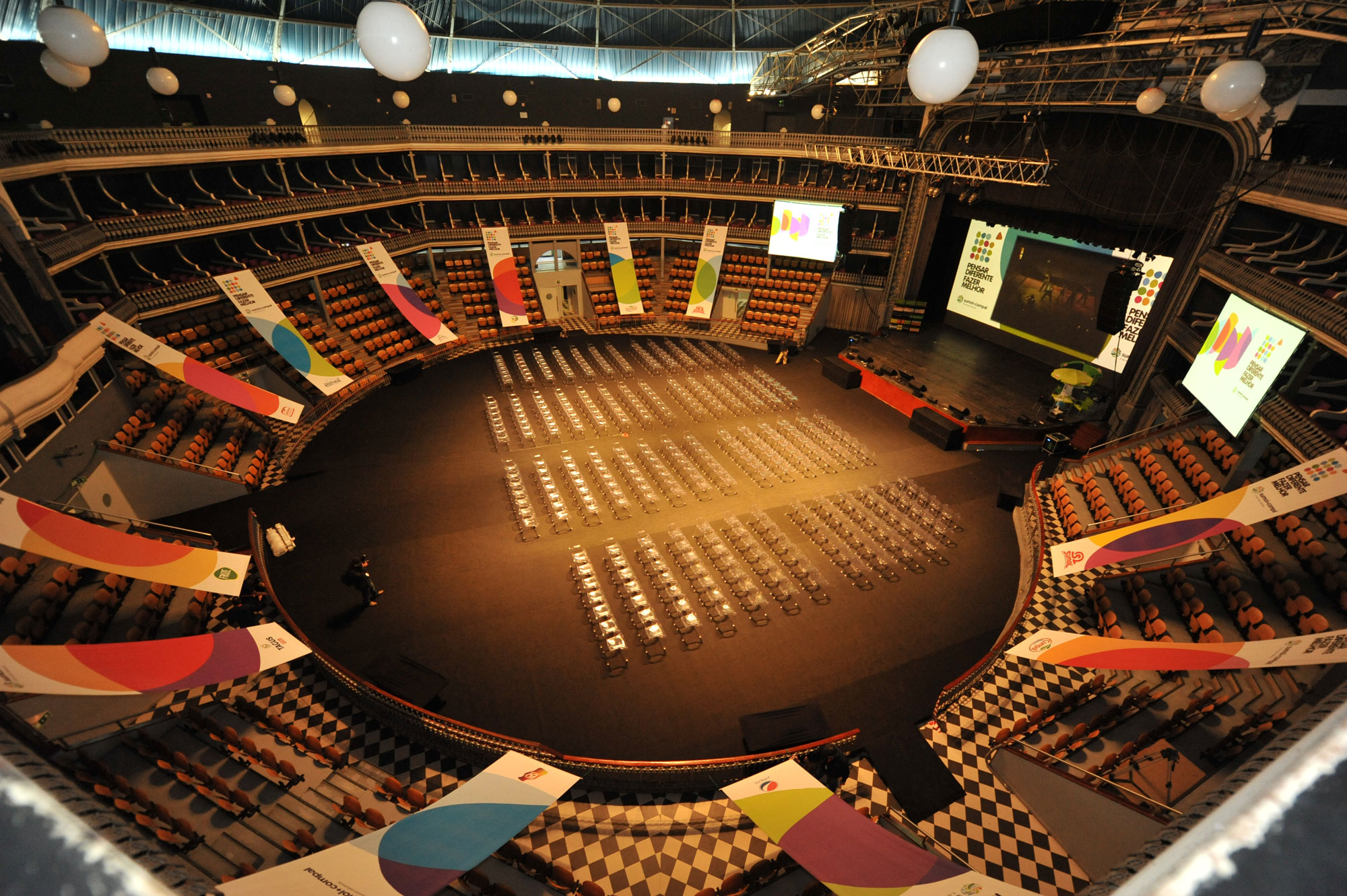 FEIRAS, CONGRESSOS E CONFERÊNCIAS